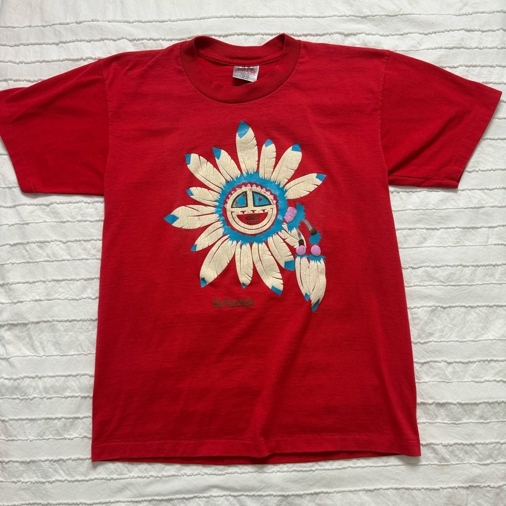 Vintage 1990s Oneita Arizona Native American T-Shirt Feathers Red Mens Size L